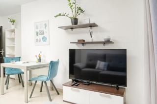Cozy 1BDR Penthouse in Gzira! Near Beach Front and WiFi - Il-Gżira - 3