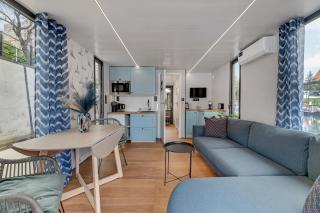 Domy Na Wodzie - La Mare Motlava Houseboats with Sauna by Downtown Apartments - Danzig - 2