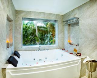 Searenity Beach Villa - Diani Beach - 1