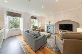 Hexham House Penthouse Apartment Seven - 0