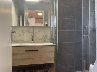 Appt T2 avec piscine, tennis, parking privé, animaux admis - St Pierre la Mer - FR-1-229D-109 - Fleury - 4