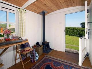 Shepherd's Hut - Bridgend - 8
