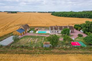 La Vallee - - 2