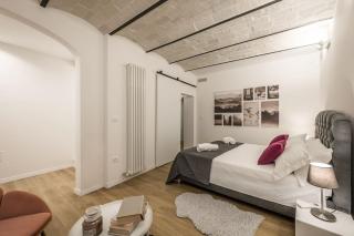 AB Plus - via Arienti 15 - Bolonia - 1