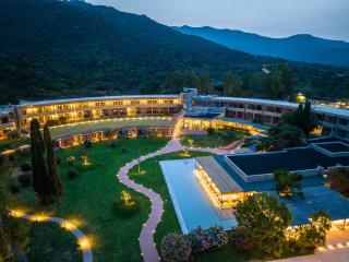 Is Molas Resort - 4