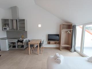 Apartamentos Turísticos Pontepedriña by Bossh! Hotels - Santiago di Compostela - 3