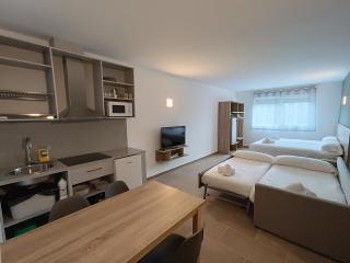 Apartamentos Turísticos Pontepedriña by Bossh! Hotels - 1