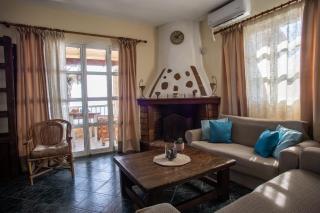 Kohyli Beachfront House - Agia Pelagia Chlomou - 1