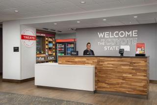 Hampton Inn & Suites Rapid City Rushmore, SD - Rapid City - 3