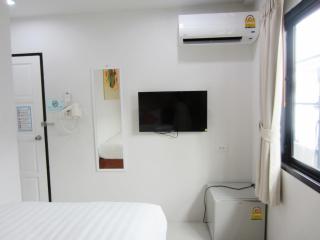 Tiya House Rooms & Cafe - Krabi - 1