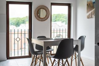 Spacious 3city Apartment with Four Bedrooms and Desk in Gdynia by Noclegi Renters - Gdynia - 2
