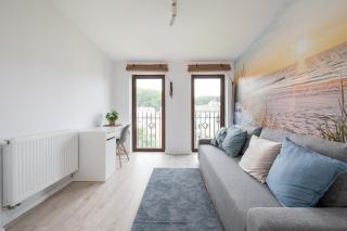 Spacious 3city Apartment with Four Bedrooms and Desk in Gdynia by Noclegi Renters - Gdynia - 7