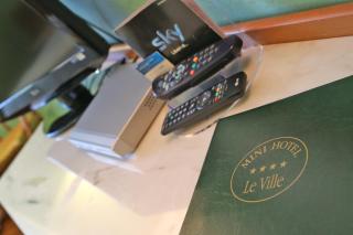 Hotel Le Ville - Modena - 9