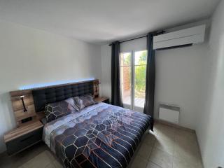 Appartement T2 avec jardin privé, piscine et barbecue - Lorgues - 9