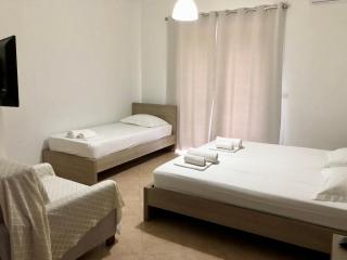 Vila Gjoni - Saranda - 2
