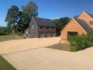 The Carriage House - 9