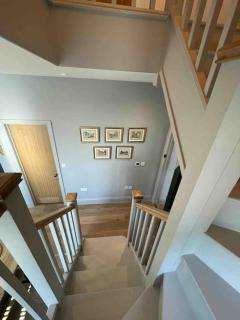 The Carriage House - 8