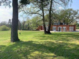 The Carriage House - 1