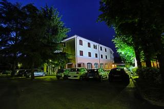 Hotel Le Ville - Módena - 3