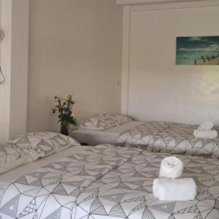 Mirka's Guest House - Bantayan - 3