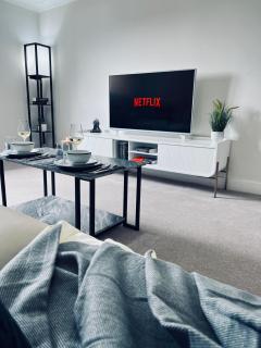 Deluxe 2 Bedroom Apartment - 2