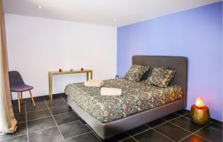 Nice Home In Suze-La-Rousse With Wifi - Suze-la-Rousse - 3