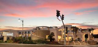 Redondo Beach Hotel, Tapestry Collection by Hilton - 9