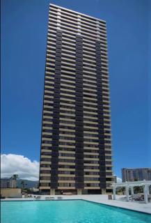 KING BED, Spacious, Legal, VIEW - Honolulu - 2