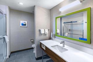 Hampton Inn & Suites Dallas I-30 Cockrell Hill, Tx - 2