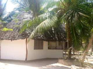 Mpole Bungalows - Michamvi - 6