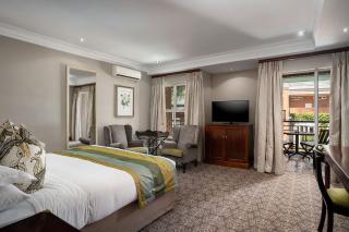 Premier Hotel Falstaff - 4