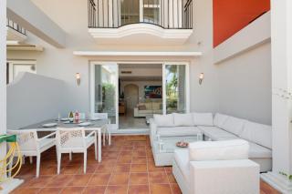 House with sea and mountain views on the beach, Bahía de Marbella - Marbella - 7