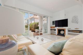 House with sea and mountain views on the beach, Bahía de Marbella - 8