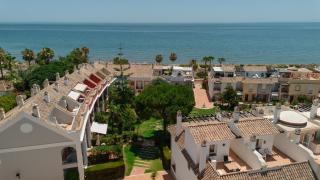 House with sea and mountain views on the beach, Bahía de Marbella - 9