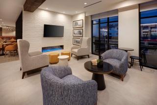 Hilton Garden Inn Haymarket - Haymarket - 2