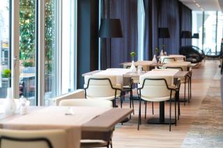 DoubleTree by Hilton Hannover Schweizerhof - Hannover - 2
