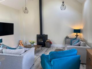 STABLE COTTAGE - 2