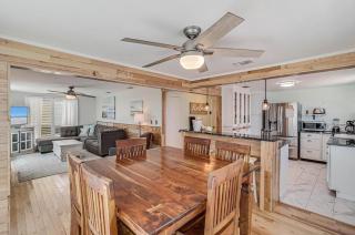 Sea Glass Cottage - Port Aransas - 0