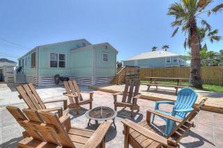 Sea Glass Cottage - Port Aransas - 2