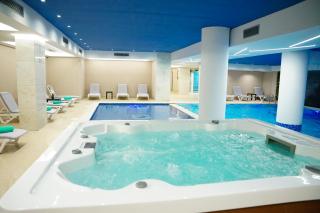 Doanesia Premium Hotel & Spa - 8