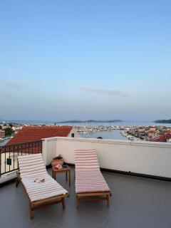 Apartman Lusy - Tribunj - 0