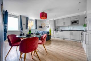 The Post House Two by Fortuna Property Portfolio - 6