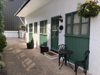 Deanwood Holiday Cottages - Yorkley - 0