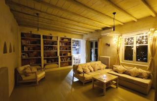 Phaedra's House - Vari - 6