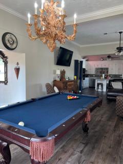 Train Depot - 3 BR Home with Pool, Sand Volleyball & Pool Table - Montgomery - 5