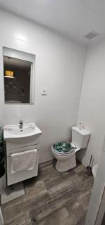 Hostal La Cabaña - 2
