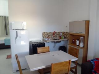Casa do Bruno - Apartamento terreo - 1 - Terra - Quarto e sala com cozinha americana na praia do preá-CE - 2