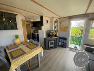 Heron’s Mead - Caravan Park & Fishing Lake - Skegness - Lincolnshire - 0
