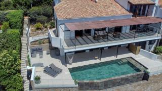VILLA L'OISEAU BLEU 220m2 VUE MER 180, GIENS & Porquerolles - Studio - 9