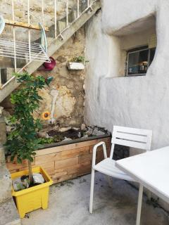 Charmant appartement en centre-ville médiéval - Gigean - 0